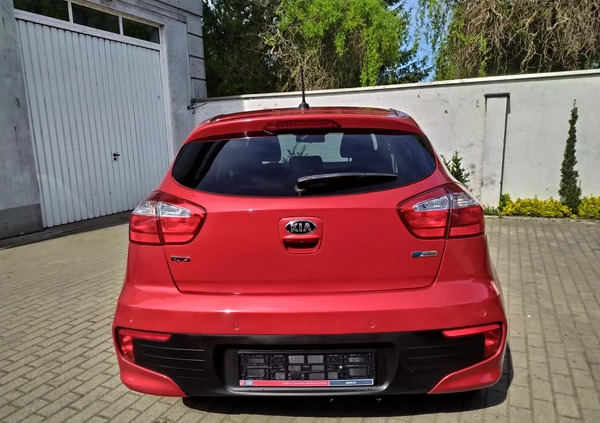 Kia Rio cena 37900 przebieg: 120000, rok produkcji 2016 z Bełżyce małe 326